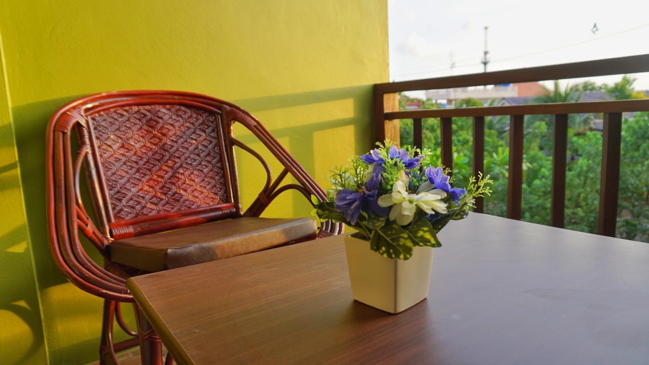 Hotel The Peace Tara House Ko Lanta Exterior foto