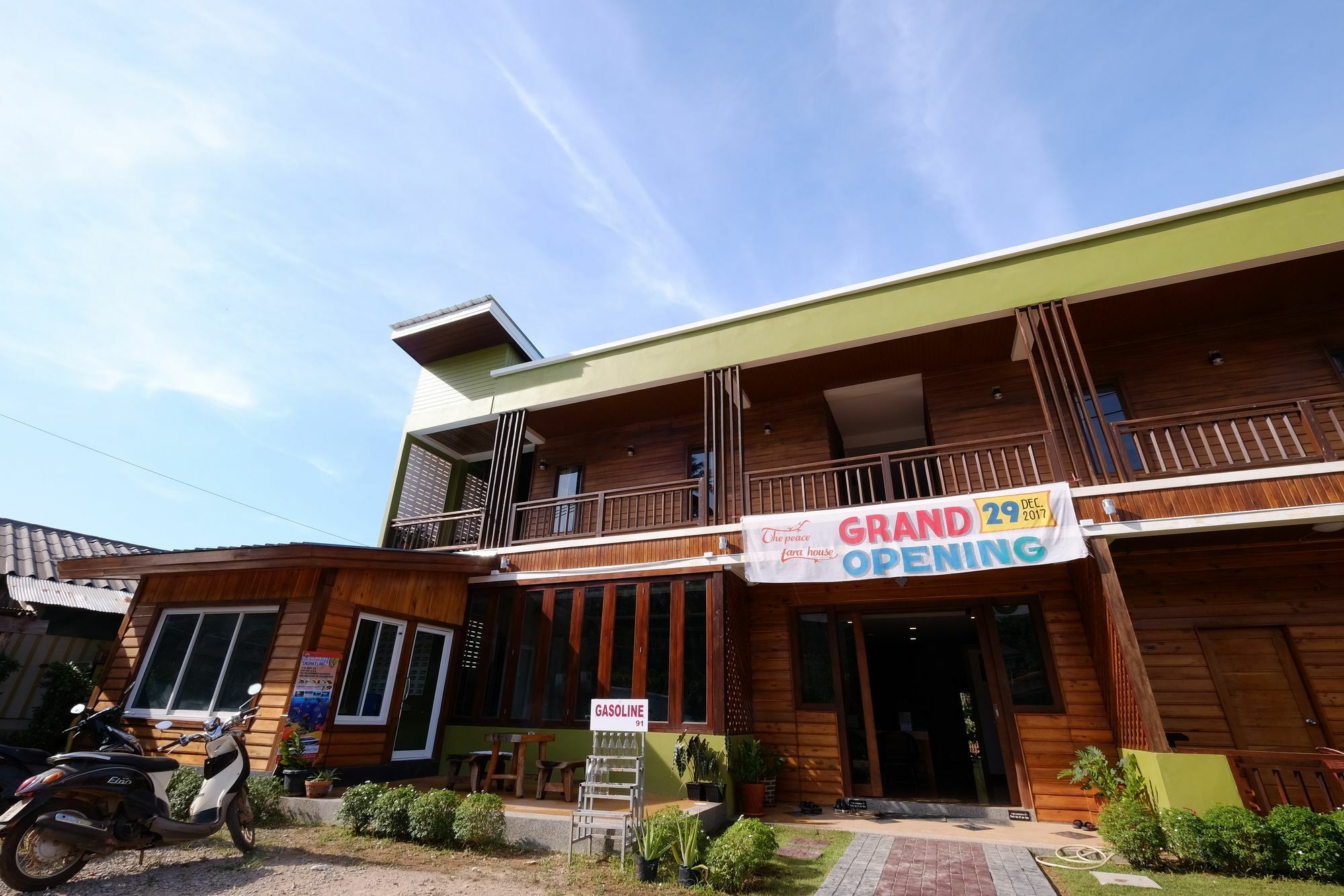 Hotel The Peace Tara House Ko Lanta Exterior foto