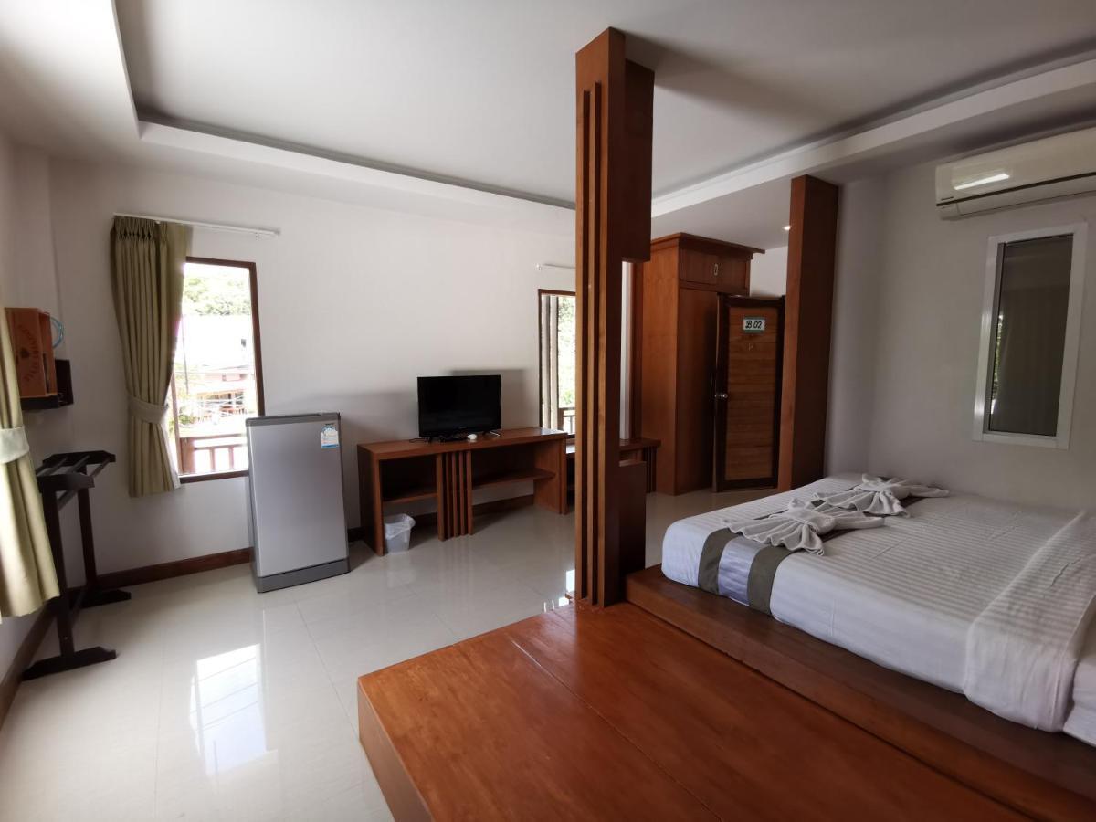 Hotel The Peace Tara House Ko Lanta Exterior foto