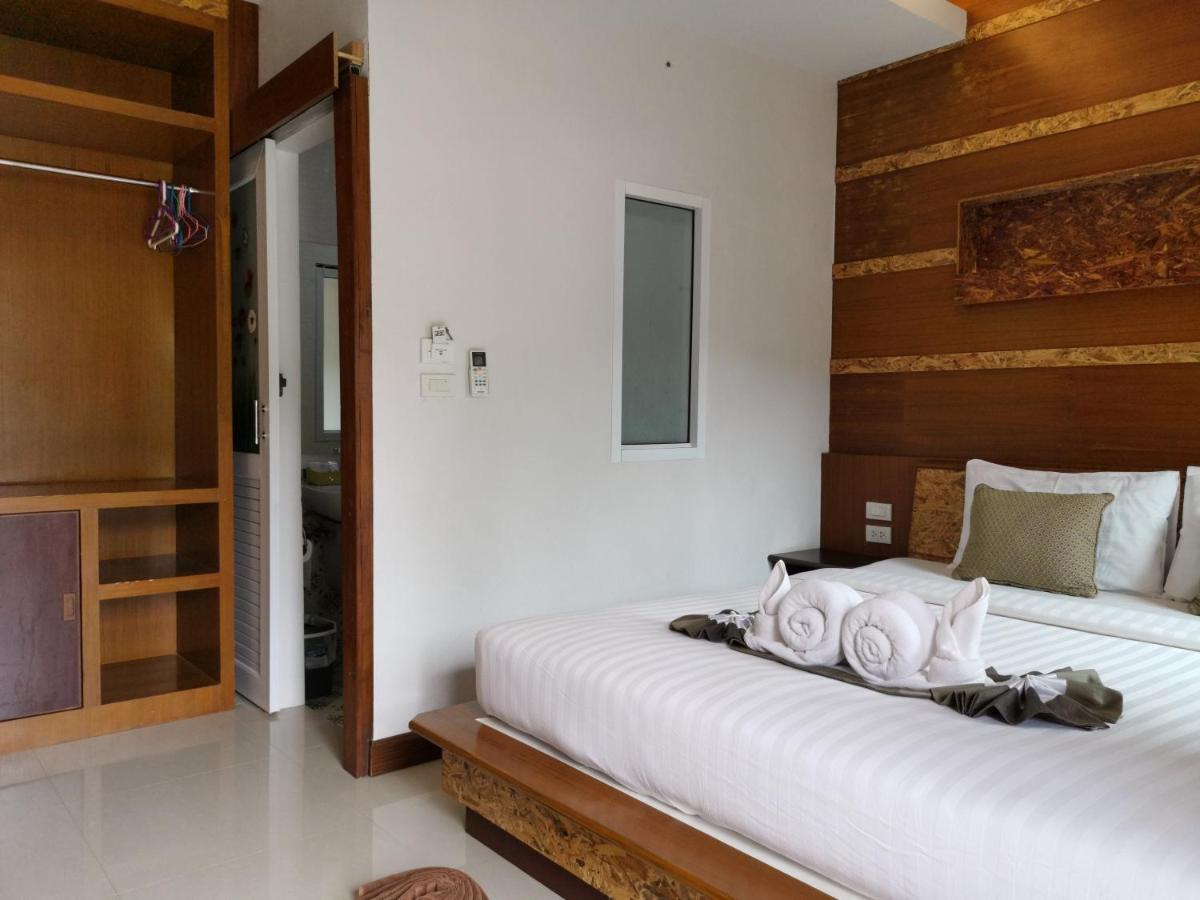 Hotel The Peace Tara House Ko Lanta Exterior foto